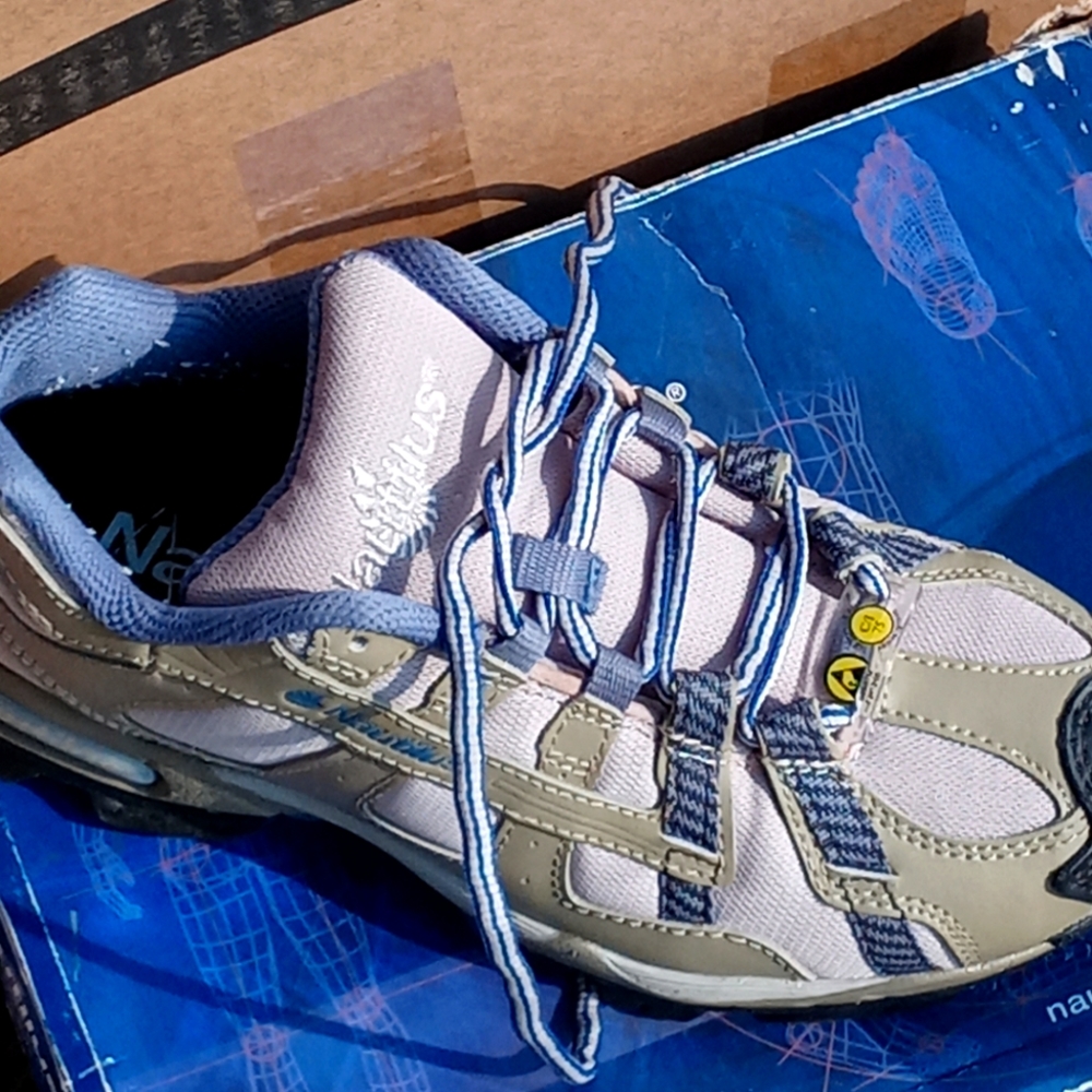 Steel. Toe work shoes